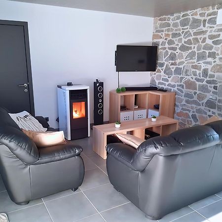 Au Chant Des Roches - Parking - Wifi - Terrasse - Chambres Familiales - Серфонтен Екстер'єр фото